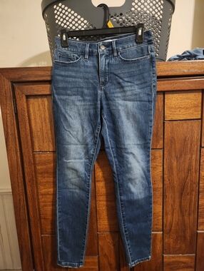 Athleta Skinny Jeans